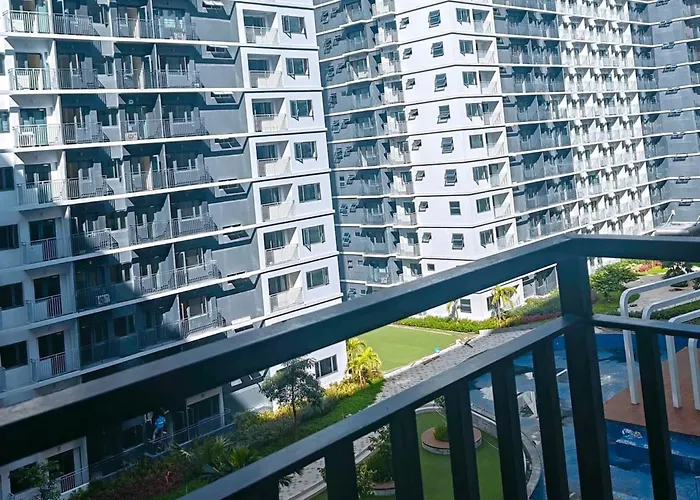 Apartamento 1br Near Moa Balcony & Wi-fi Manila