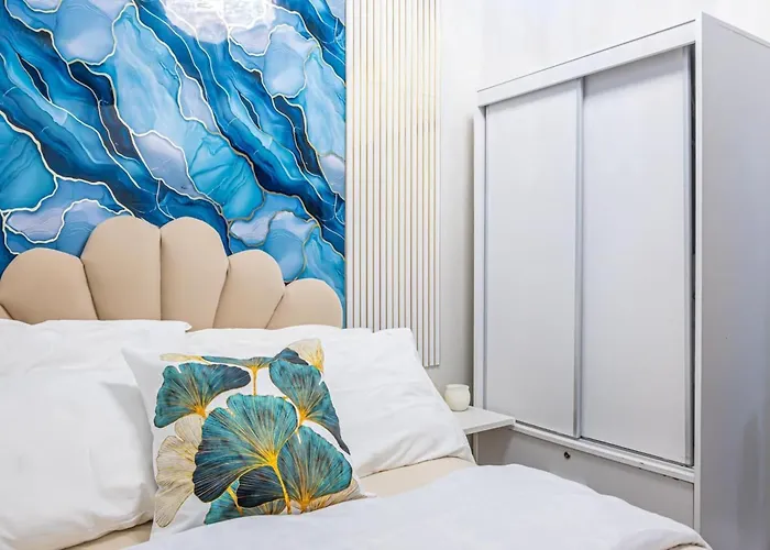 1br Near Moa Balcony & Wi-fi * Manila